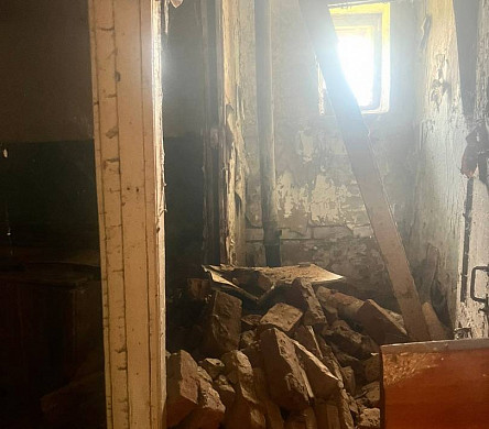 В Гаврилово- Посадском районе еще в июне обвалилась часть двухэтажного дома